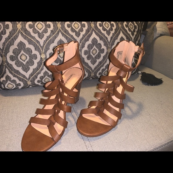 Francesca Heels - Picture 1 of 4